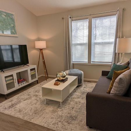 Contemporary 2-Bedroom Close To Downtown, Dining Eugene Ngoại thất bức ảnh